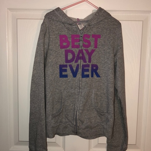 old navy gray sweatshirt